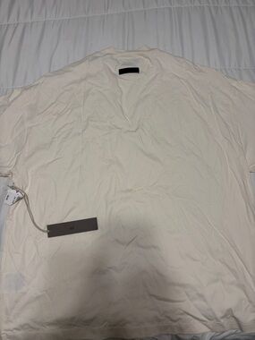 Essentials Short Sleeve Tee in Off-White